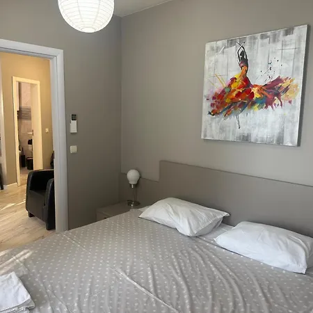 Asparuh Studio3 4* וארנה